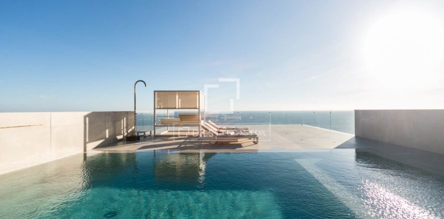 6 bedrooms villa for sale in Castelldefels, Barcelona, Catalonia, Spain № 3867