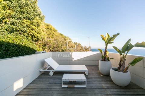 6 bedrooms villa for sale in Castelldefels, Barcelona, Catalonia, Spain № 3867 - photo 8