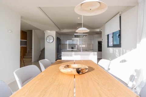 6 bedrooms villa for sale in Castelldefels, Barcelona, Catalonia, Spain № 3867 - photo 25