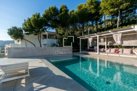 6 bedrooms villa for sale in Castelldefels, Barcelona, Catalonia, Spain № 3867 - photo 5