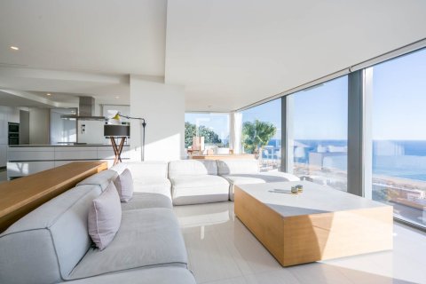 6 bedrooms villa for sale in Castelldefels, Barcelona, Catalonia, Spain № 3867 - photo 11