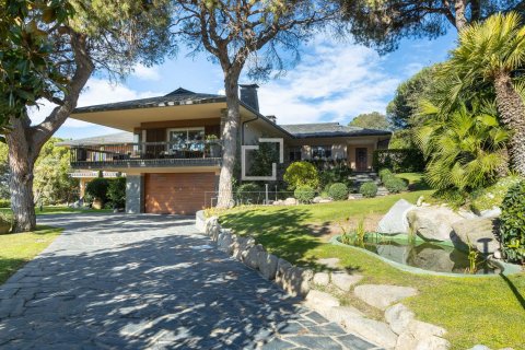 7 chambres villa à vendre à Vallromanes, Barcelona, Catalonia, Spain № 3869 - photo 3