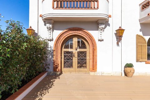 5 bedrooms villa for sale in Sant Just Desvern, Barcelona, Catalonia, Spain № 3868 - photo 9