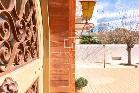 5 bedrooms villa for sale in Sant Just Desvern, Barcelona, Catalonia, Spain № 3868 - photo 16