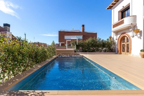 5 bedrooms villa for sale in Sant Just Desvern, Barcelona, Catalonia, Spain № 3868 - photo 5