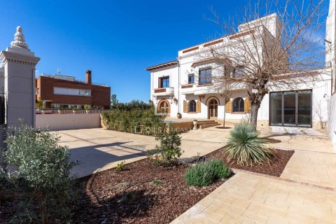 5 bedrooms villa for sale in Sant Just Desvern, Barcelona, Catalonia, Spain № 3868 - photo 17