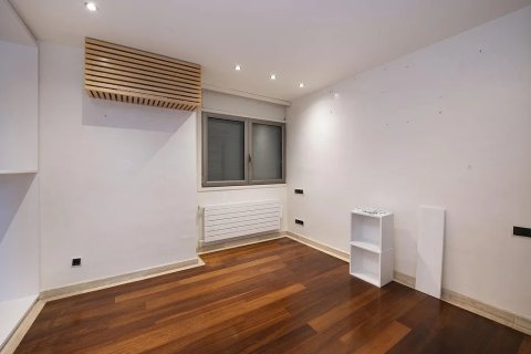 Купить дом в Кастельдефельс, Испания с 5 комнат, № 1404 - фото 17