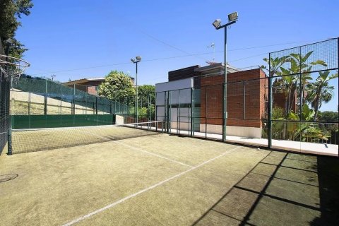 Купить дом в Кастельдефельс, Испания с 5 комнат, № 1404 - фото 7