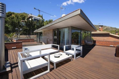 Купить дом в Кастельдефельс, Испания с 5 комнат, № 1404 - фото 20