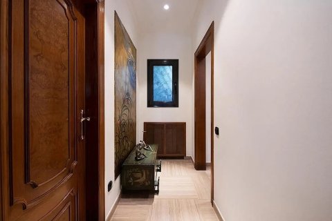 Купить дом в Кастельдефельс, Испания с 6 комнат, № 1406 - фото 13