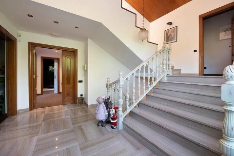 Купить дом в Кастельдефельс, Испания с 6 комнат, № 1406 - фото 15