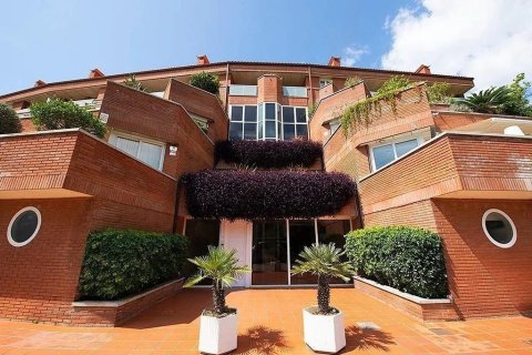 Купить квартиру в Ситжес, Испания с 4 комнаты, № 1403 - фото 28