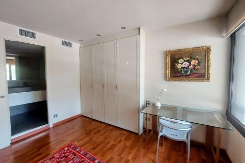 Apartamento de 2 dormitorios en venta en Barcelona, Cataluña, Spain № 1408 - foto 13
