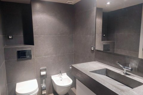 Apartamento de 2 dormitorios en venta en Barcelona, Cataluña, Spain № 1408 - foto 12