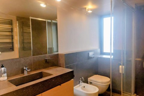 Apartamento de 2 dormitorios en venta en Barcelona, Cataluña, Spain № 1408 - foto 14