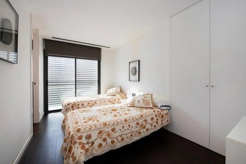 Купить дом в Кастельдефельс, Испания с 5 комнат, № 1405 - фото 19