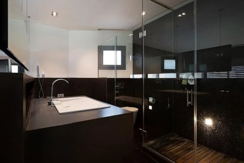 Купить дом в Кастельдефельс, Испания с 5 комнат, № 1405 - фото 17