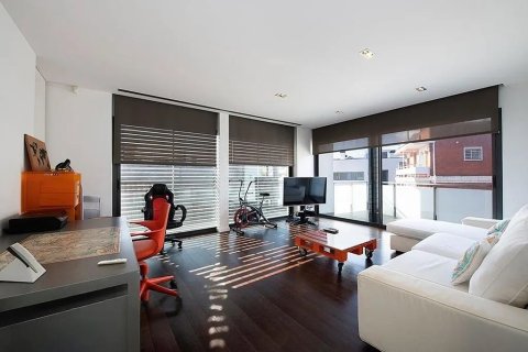 Купить дом в Кастельдефельс, Испания с 5 комнат, № 1405 - фото 21