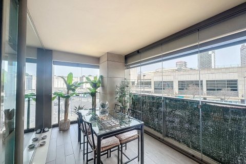 Apartamento de 3 dormitorios en venta en Barcelona, Cataluña, Spain № 1407 - foto 6