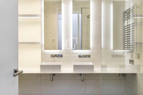 3 chambres apartment à louer à Barcelona, Catalonia, Spain № 4513 - photo 22