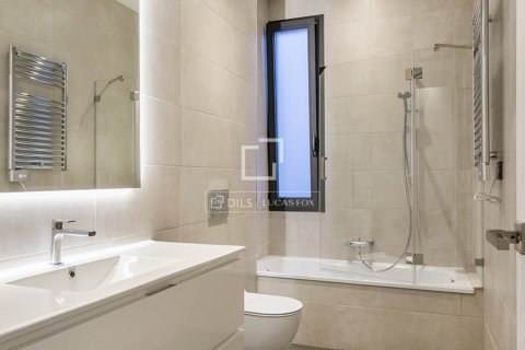 3 chambres apartment à louer à Barcelona, Catalonia, Spain № 4513 - photo 18