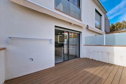 4 chambres villa à louer à Vilanova i la Geltru, Barcelona, Catalonia, Spain № 4515 - photo 28