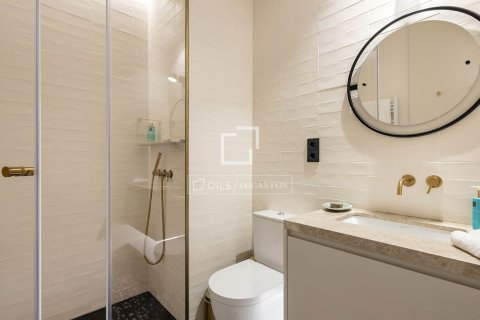 Снять в аренду квартиру в Барселона, Испания с 2 спальни, 80м², № 4512 - фото 30