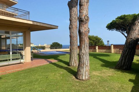 2 chambres apartment à vendre à Sant Feliu de Guixols, Girona, Catalonia, Spain № 3663 - photo 30