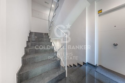 Купить квартиру в Барселона, Испания с 2 спальни, 54м², № 7741 - фото 6