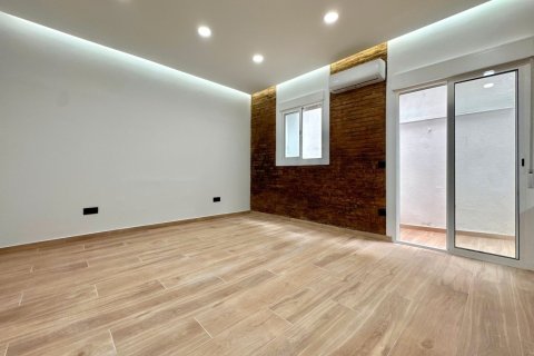 Квартира с 3 спальнями в Орта-Гинардо, Барселона, Каталония, Испания № 2040