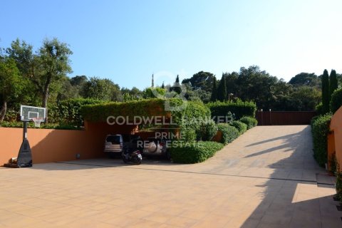 6 bedrooms villa for sale in Begur, Girona, Catalonia, Spain № 5940 - photo 17