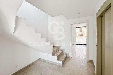 3 bedrooms house for sale in Empuriabrava, Girona, Catalonia, Spain № 5943 - photo 13