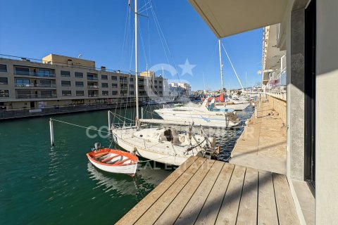 3 bedrooms house for sale in Empuriabrava, Girona, Catalonia, Spain № 5943 - photo 17