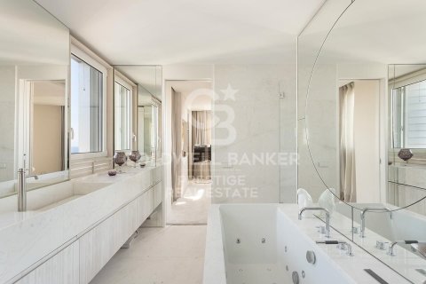 4 bedrooms penthouse for sale in Barcelona, Catalonia, Spain № 5942 - photo 21