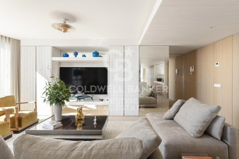 4 bedrooms penthouse for sale in Barcelona, Catalonia, Spain № 5942 - photo 7