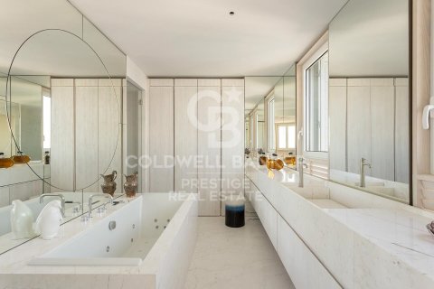 4 bedrooms penthouse for sale in Barcelona, Catalonia, Spain № 5942 - photo 20