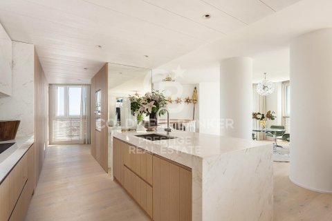 4 bedrooms penthouse for sale in Barcelona, Catalonia, Spain № 5942 - photo 14