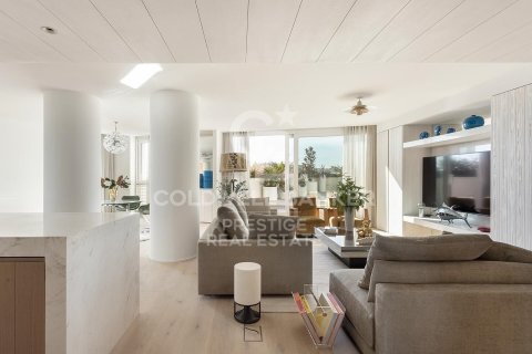 4 bedrooms penthouse for sale in Barcelona, Catalonia, Spain № 5942 - photo 8