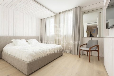 4 bedrooms penthouse for sale in Barcelona, Catalonia, Spain № 5942 - photo 19