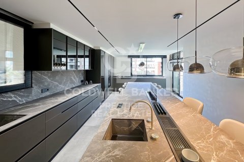 4 bedrooms apartment for sale in Barcelona, Catalonia, Spain № 5941 - photo 6