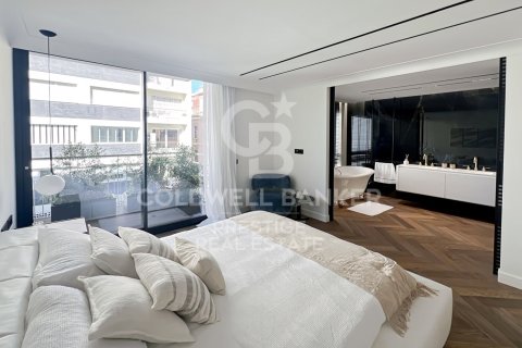 4 bedrooms apartment for sale in Barcelona, Catalonia, Spain № 5941 - photo 11