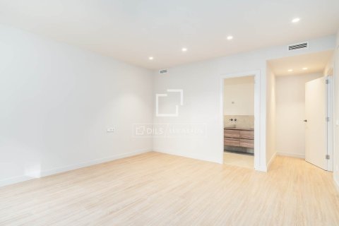 4 chambres apartment à vendre à Barcelona, Catalonia, Spain № 4188 - photo 19