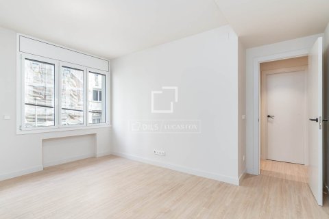 4 chambres apartment à vendre à Barcelona, Catalonia, Spain № 4188 - photo 30