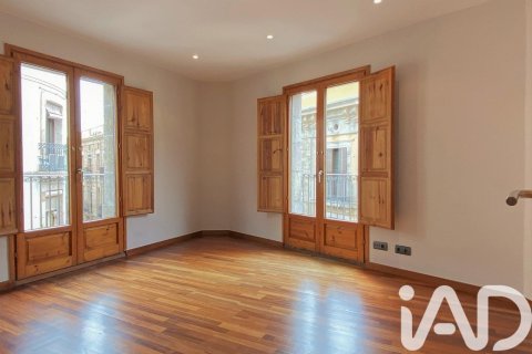 3 bedrooms apartment for sale in Barcelona, Catalonia, Spain № 4632 - photo 5