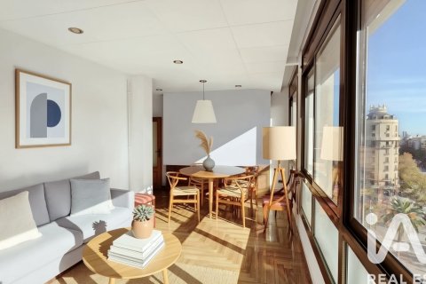 Купить квартиру в Барселона, Испания с 3 спальни, 78м², № 4637 - фото 4