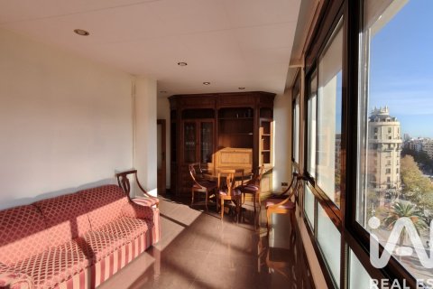 Купить квартиру в Барселона, Испания с 3 спальни, 78м², № 4637 - фото 7