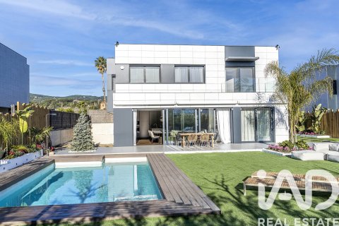 4 bedrooms house for sale in Sant Andreu de Llavaneres, Barcelona, Catalonia, Spain № 4635